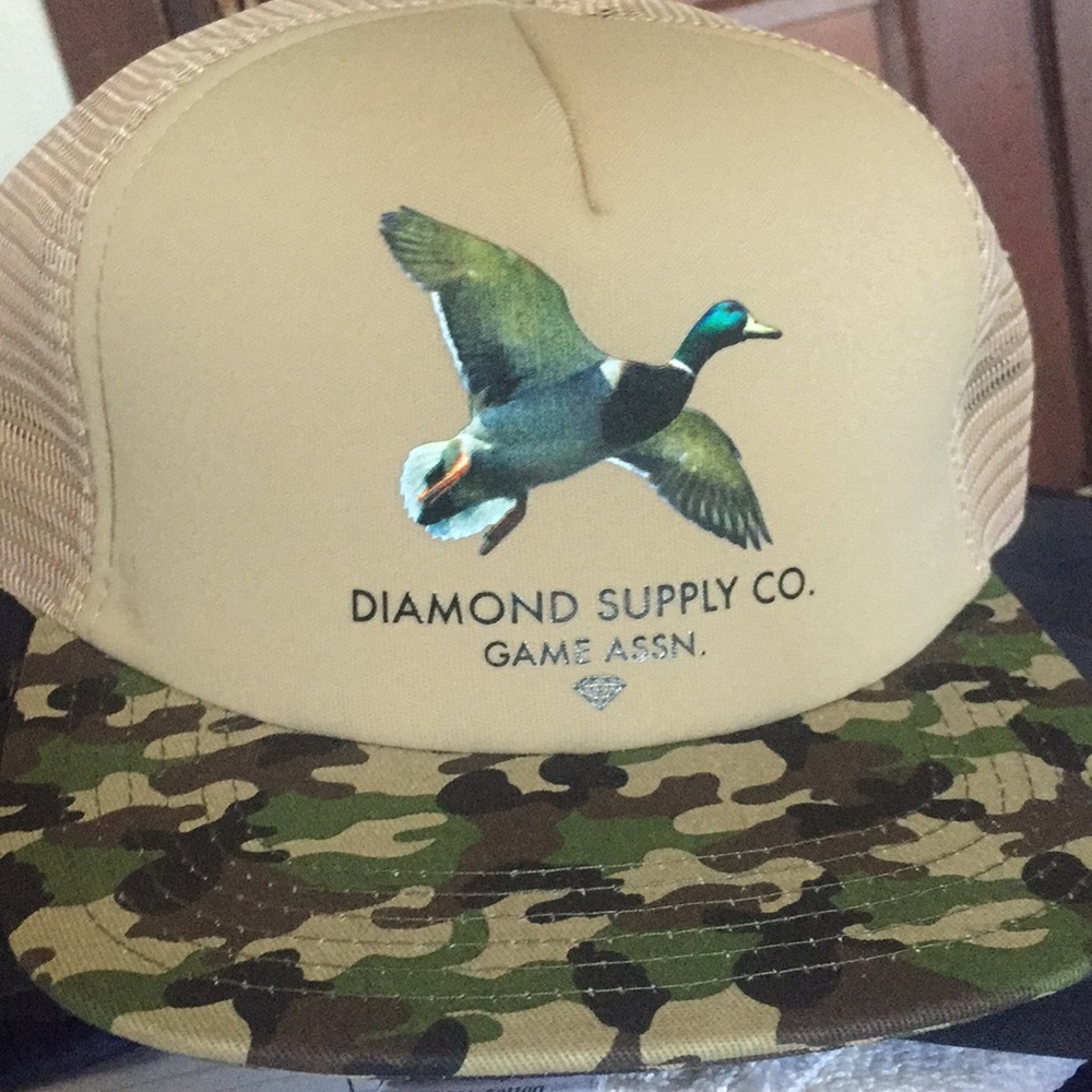 Diamond supply cap